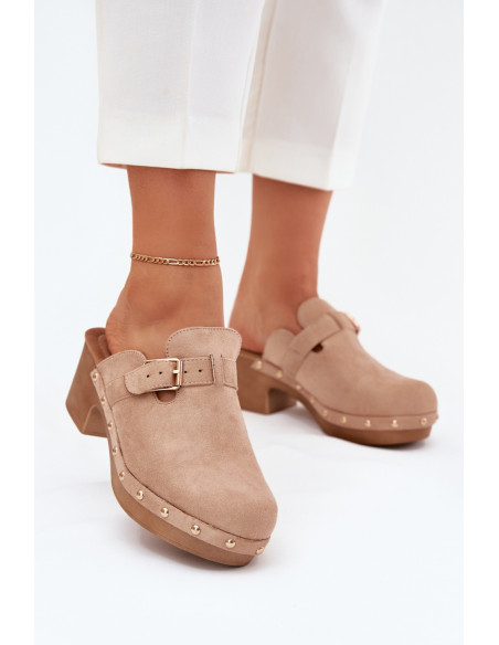 Clacquettes model 214124 Step in style