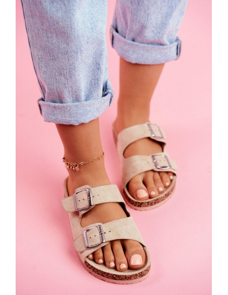 Clacquettes model 180692 Step in style