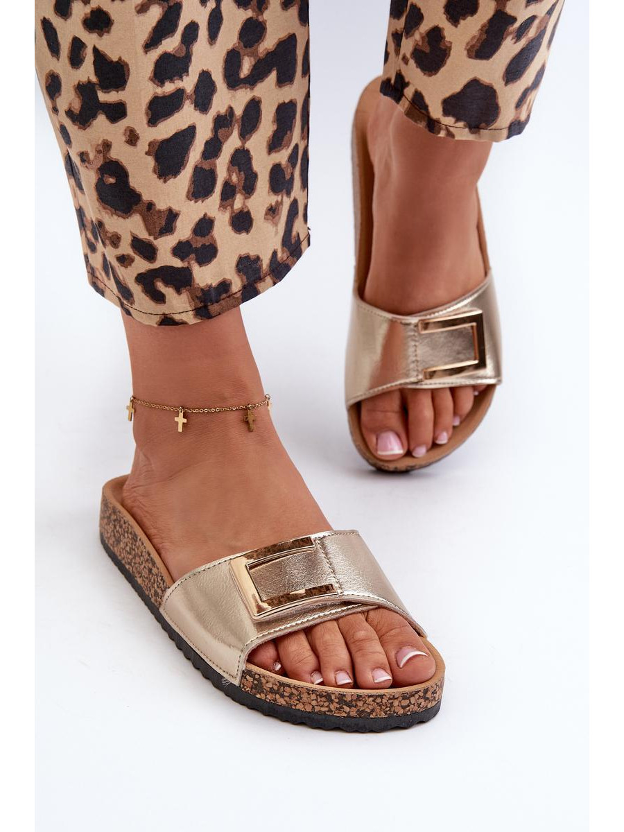 Clacquettes model 198189 Step in style