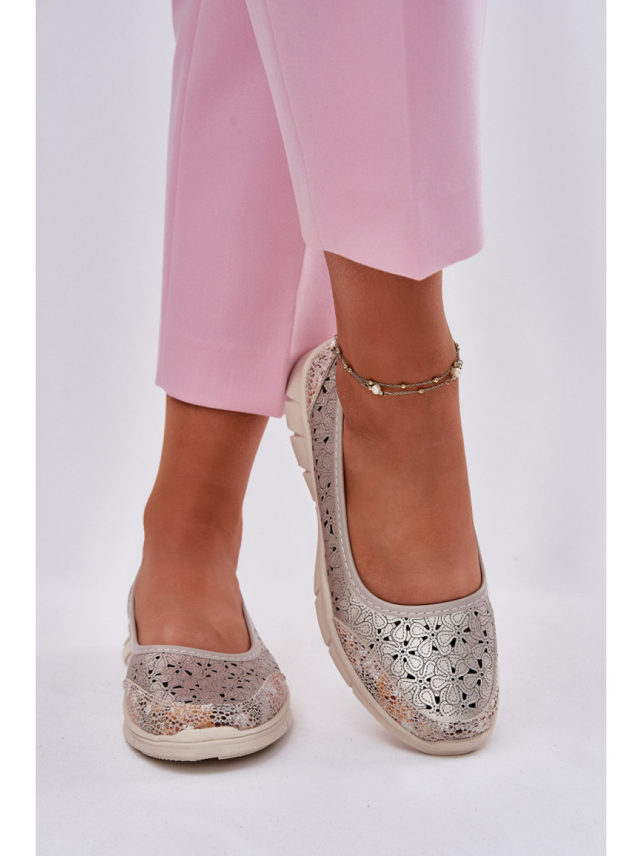 Ballerine model 213899 Step in style