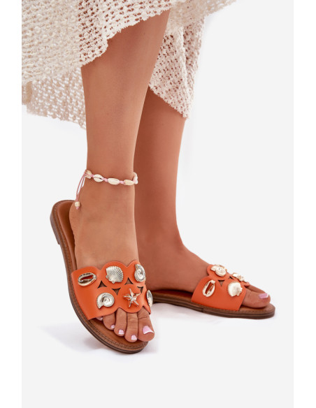Clacquettes model 214142 Step in style