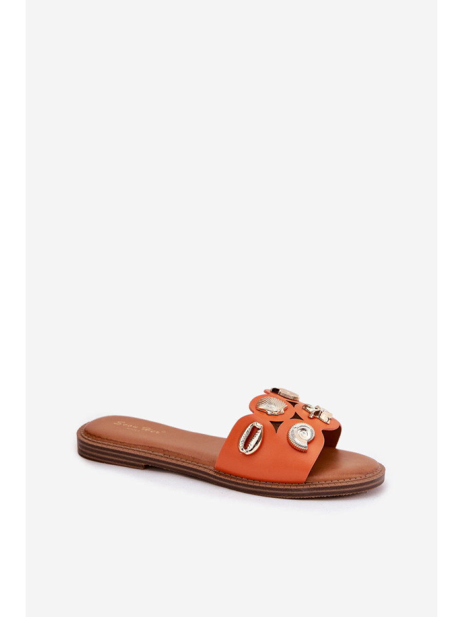 Clacquettes model 214142 Step in style
