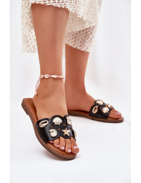 Clacquettes model 214143 Step in style