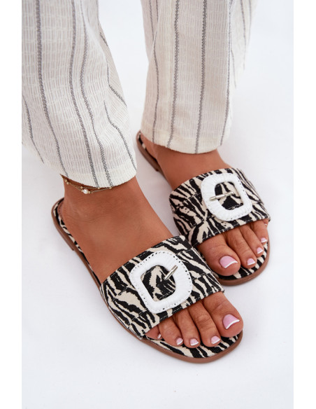 Clacquettes model 213965 Step in style