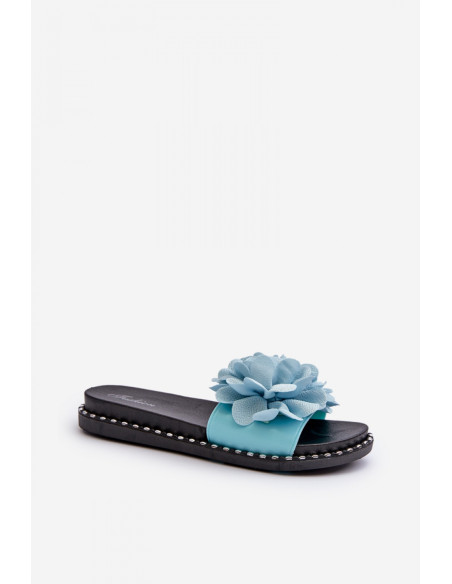 Clacquettes model 194703 Step in style