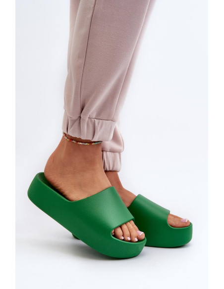 Clacquettes model 196678 Step in style