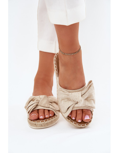 Clacquettes model 214129 Step in style