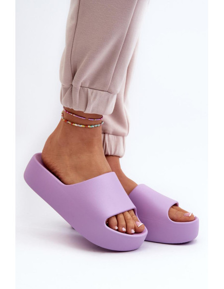 Clacquettes model 196679 Step in style