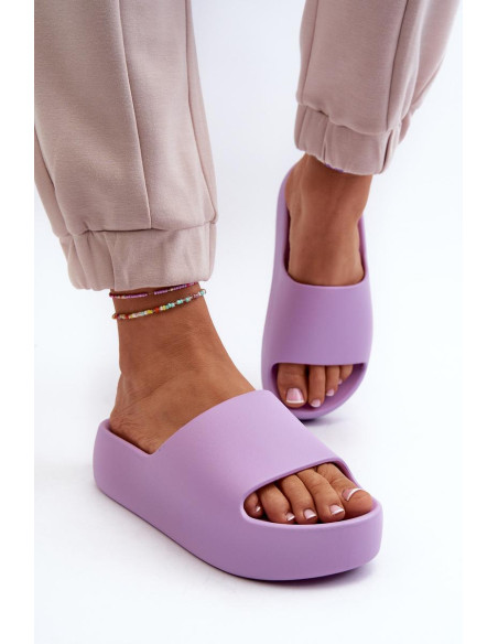 Clacquettes model 196679 Step in style