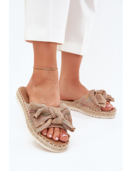 Clacquettes model 214130 Step in style