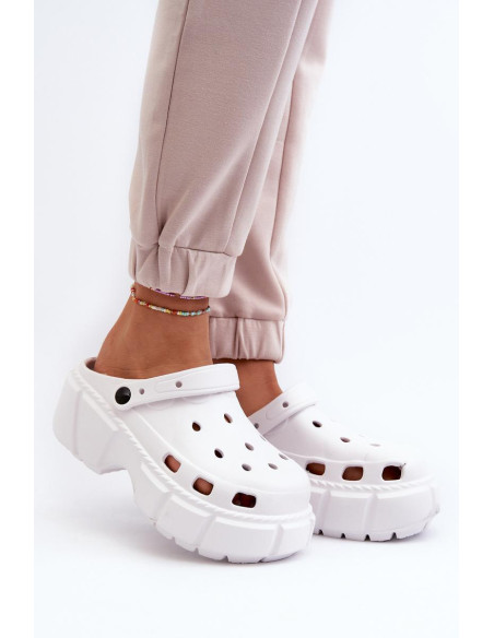 Clacquettes model 196682 Step in style