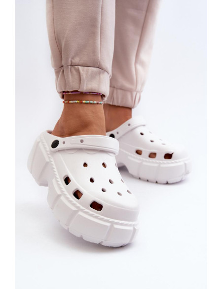 Clacquettes model 196682 Step in style
