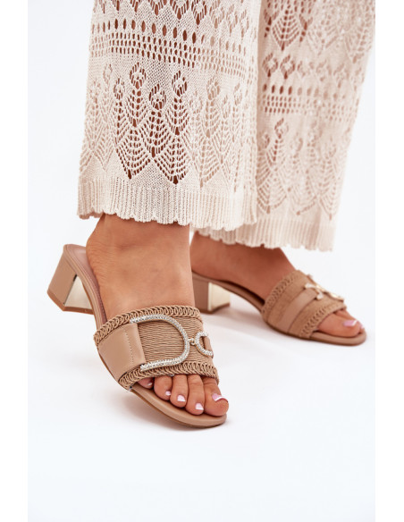 Clacquettes model 214132 Step in style