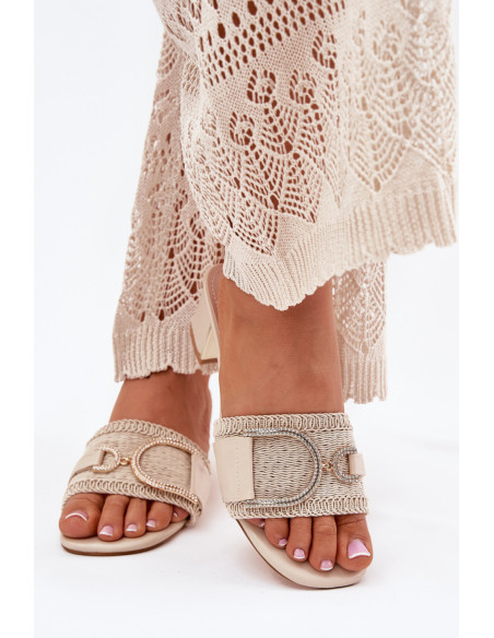 Clacquettes model 214133 Step in style