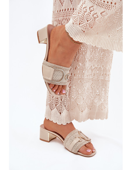 Clacquettes model 214133 Step in style